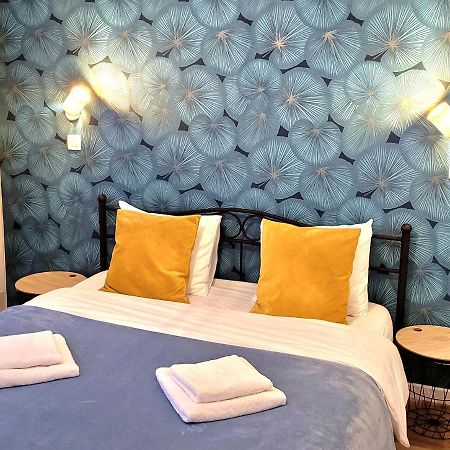Brand New Iris Room With Private Bathroom And Balcony Brüsszel Kültér fotó
